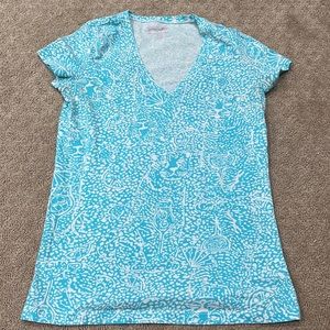 Lilly Pulitzer Blue and White Short Sleeve Tee
